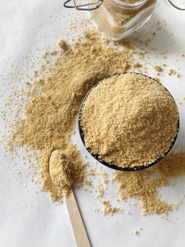 Organic Coconut Sugar - soft and light brown - Close-up - plant-based gluten free natural sweetener
