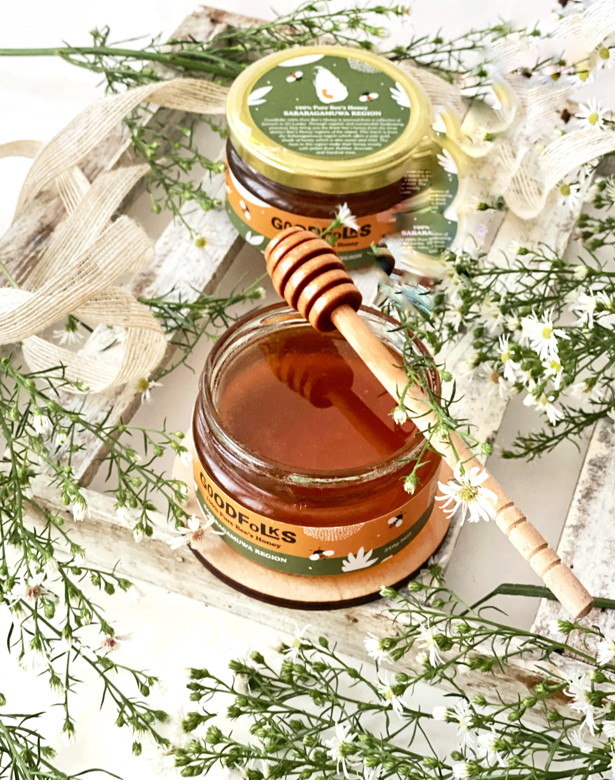 Goodfolks Gold bee honey from Sabaragamuwa